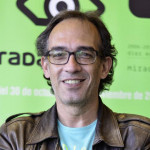 15-11-05_miradas_doc_luis_miranda_firma_sergio_hernandez_h