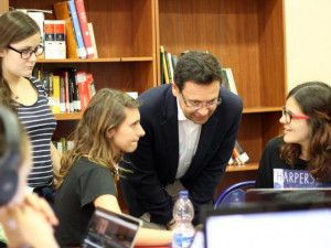 15-11-04_miradasdoc_director_general_educacion_firma_dani_de_leon_3