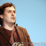 alejandro_krawietz_durante_la_gala_inaugural_de_miradasdoc2012_2