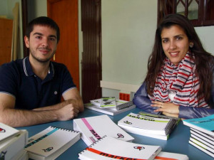 attua_alegre_y_lorena_medina_en_la_biblioteca_municipal_de_guia_de_isora