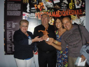 cedarpre_recibio_el_sauce_de_plata_en_el_xi_festival_de_teatro_amateur_de_el_sauzal3