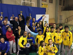 club_juche_de_alcala_-_tercero_por_equipos_campeonato_de_espana_de_taekwondo_ittaf_almassera_dic_20151