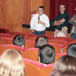 el_consejero_insular_de_juventud_miguel_angel_perez_en_miradasdoc_2012_con_otros_ojos2