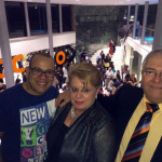 el_director_hector_armas_junto_a_los_dos_protagonistas_elena_martin_y_jose_manuel_montesinos