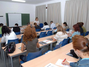 foto_de_archivo_-_lanzadera_de_empleo_en_guia_de_isora