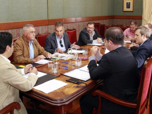 reunion_alcaldes_del_sur_en_guia_de_isora_10_nov_2014-3