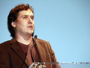 alejandro_krawietz_durante_la_gala_inaugural_de_miradasdoc2012_2