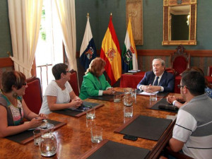 el_diputado_del_comun_jeronimo_saavedra_visita_guia_de_isora1