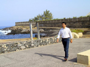 pedro_martin_camina_en_la_zona_para_nueva_playa_al_final_del_paseo_de_la_jaquita_alcala_